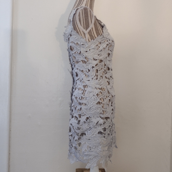 M & GUIA Brazil Silver Embroidered Floral Vine Lace Mini Dress Fits Size S - Picture 4 of 14